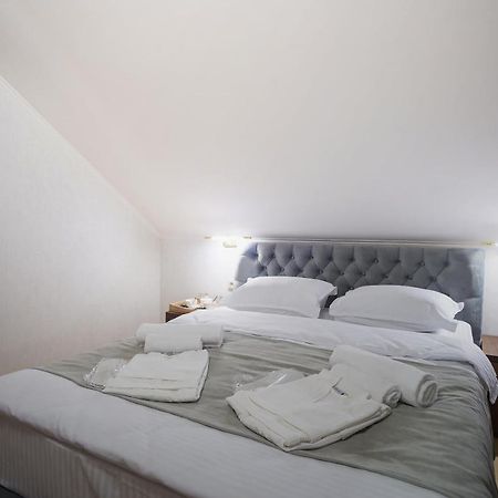 9 Rooms Тбилиси Экстерьер фото