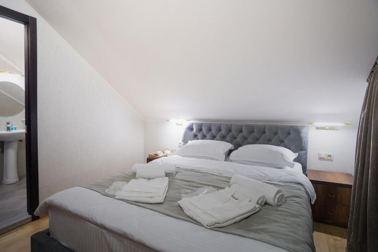 9 Rooms Тбилиси Экстерьер фото